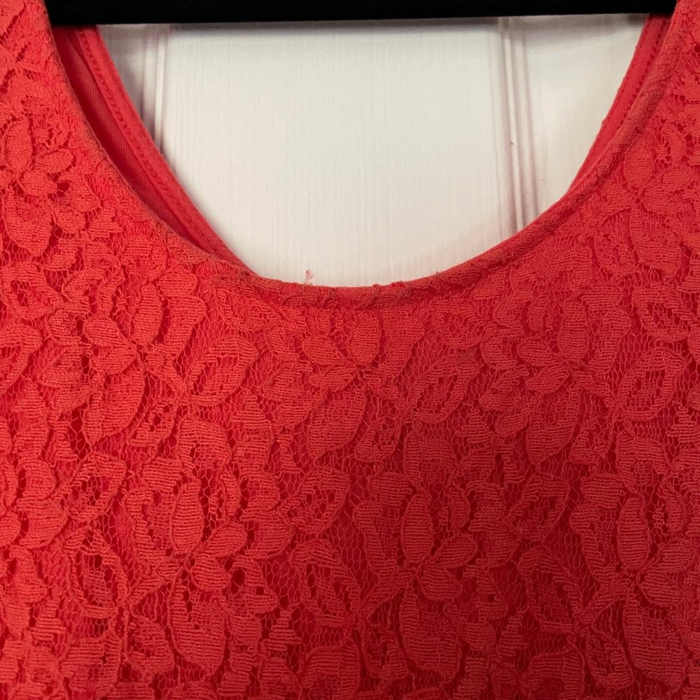 Lace Spring Dress - Picture 2 of 11